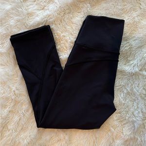 Lululemon Crop Capri Leggings 🖤